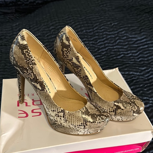 Chinese Laundry Shoes - Brand new. Never worn